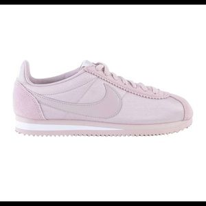 Nike Wmns Classic Cortez Nylon 'Particle Rose'